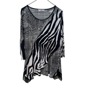 Peter Nygard Women's Animal Print Asymmetrical stretch travel  Tunic Top Size L